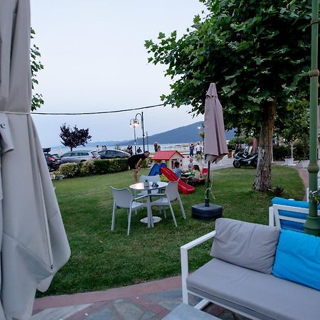 Amalia Mare Sea View Apartment Nea Vrasna Exterior photo