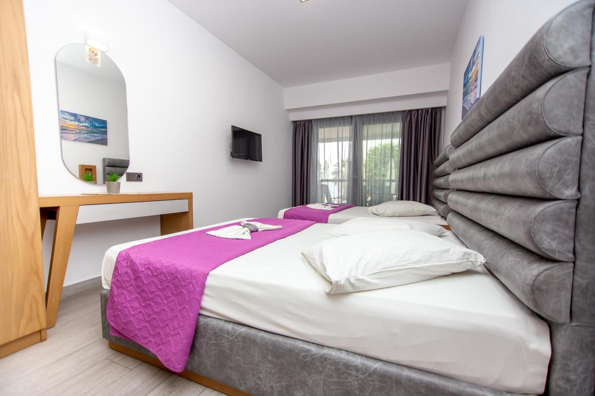 Amalia Mare Sea View Apartment Nea Vrasna Exterior photo