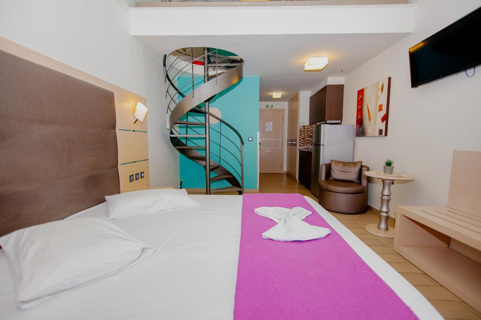 Amalia Mare Sea View Apartment Nea Vrasna Exterior photo
